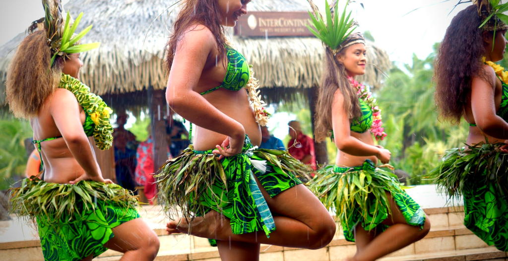Romantic Tahitian Getaways For The Perfect Couples Vacation