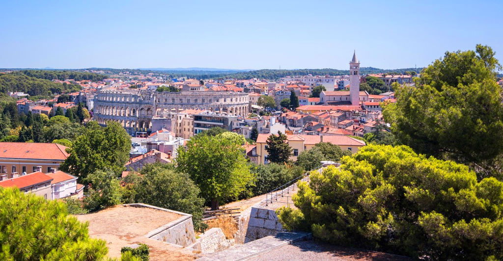 Pula