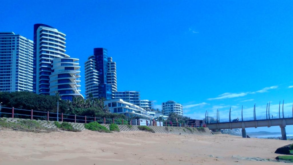 Top 10 Family-Friendly Self-Catering Apartments in Umhlanga with Pool